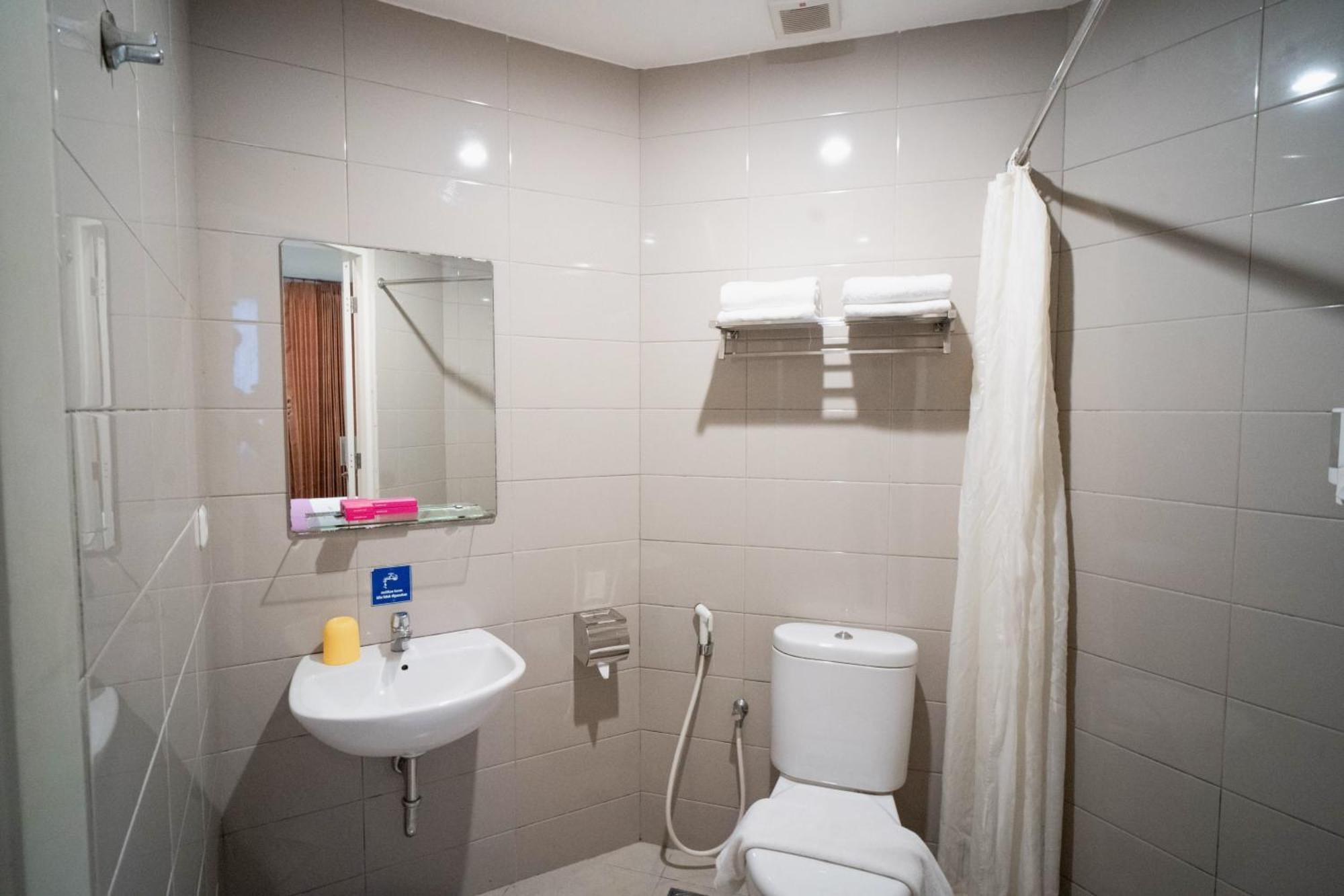 Midtown Xpress Sampit - Kalimantan Tengah Exterior foto