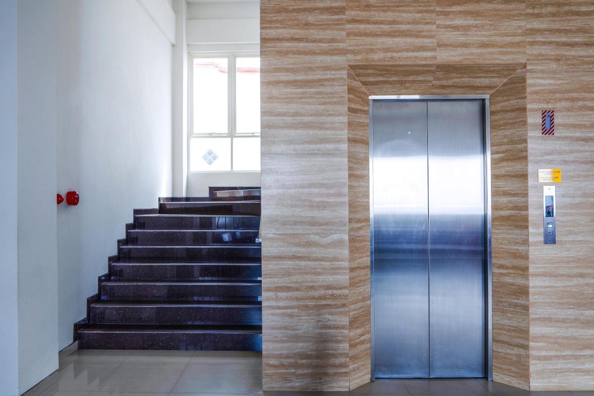 Midtown Xpress Sampit - Kalimantan Tengah Exterior foto
