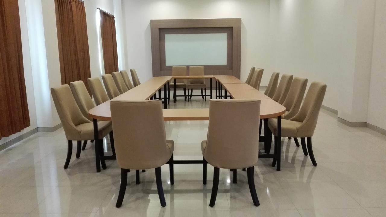 Midtown Xpress Sampit - Kalimantan Tengah Exterior foto
