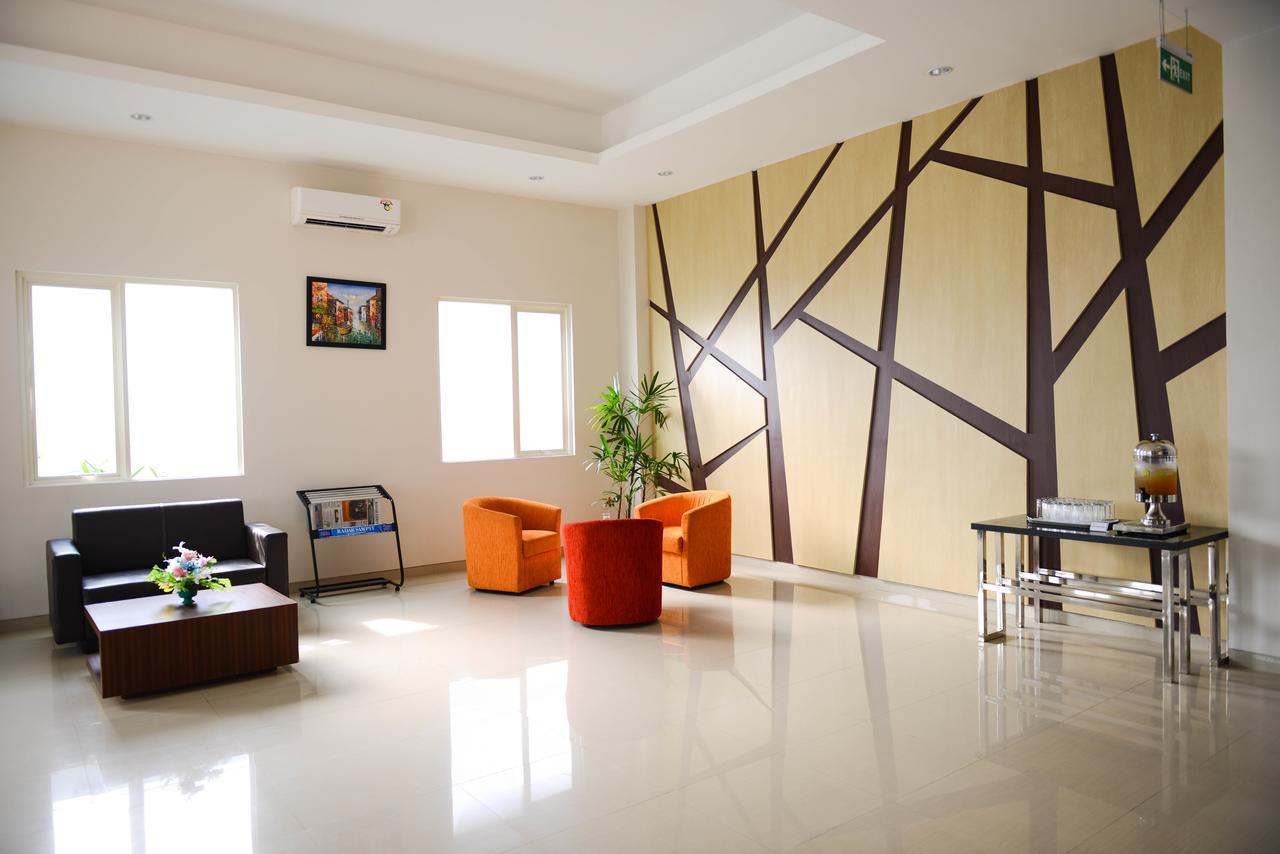 Midtown Xpress Sampit - Kalimantan Tengah Exterior foto